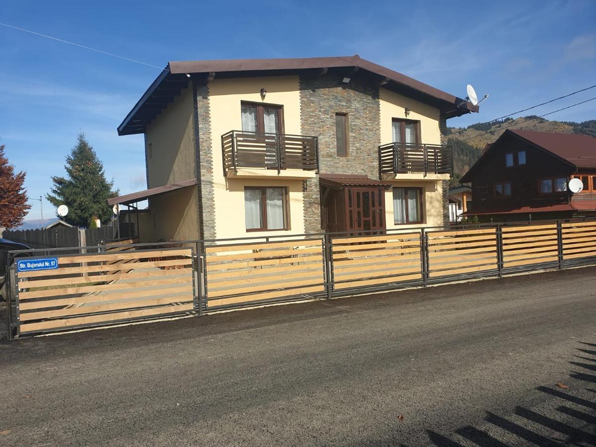 Petroşani Villa Wild מראה חיצוני תמונה